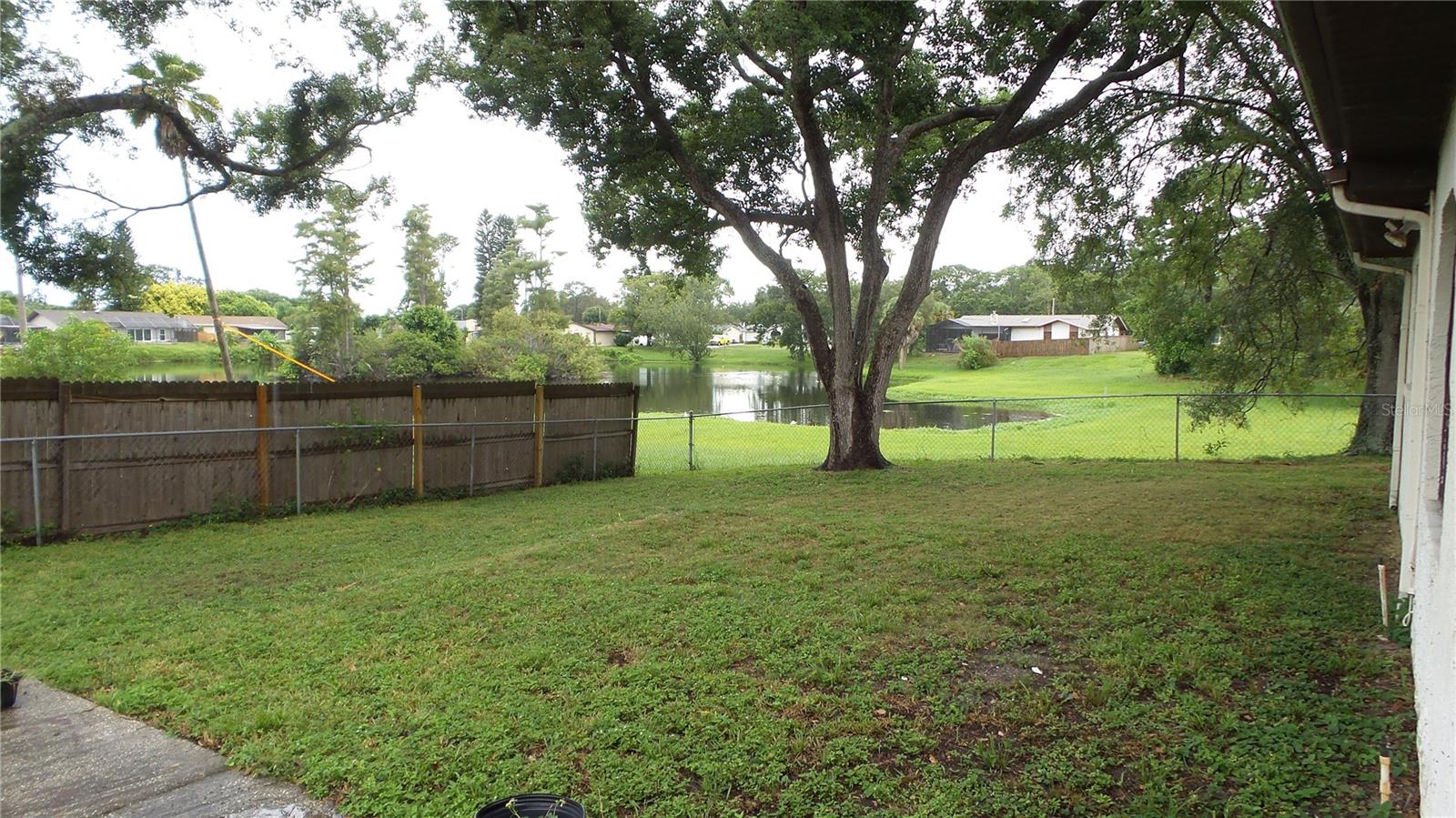Image 11 of 17 For 1286 Golden Oak Drive