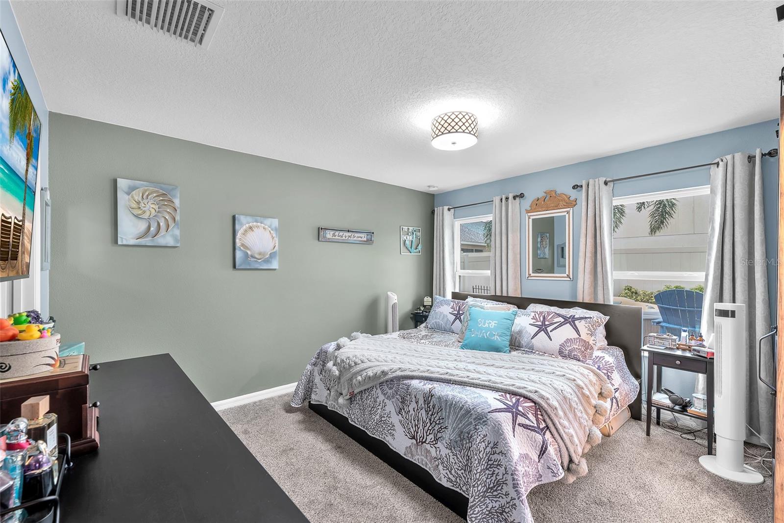 Listing photo id 12 for 7503 Northern Lights Drive