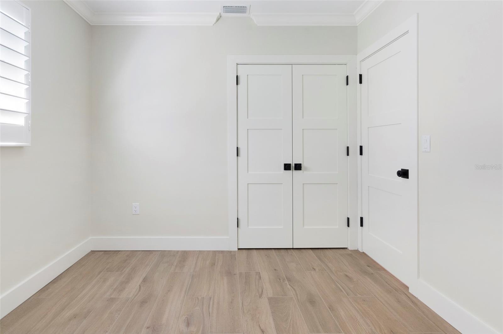 Image 11 of 47 For 777 38th Avenue Ne