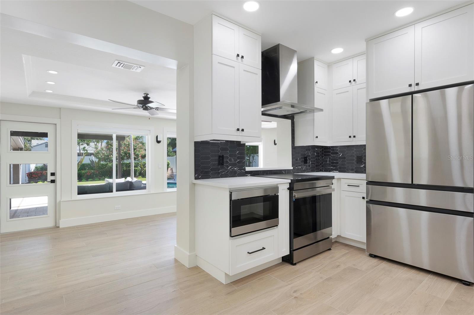 Image 22 of 47 For 777 38th Avenue Ne
