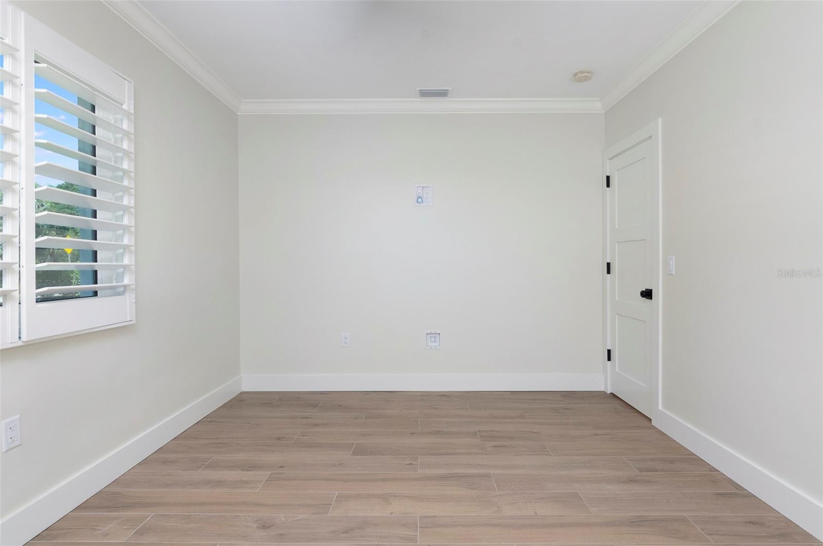Image 32 of 47 For 777 38th Avenue Ne
