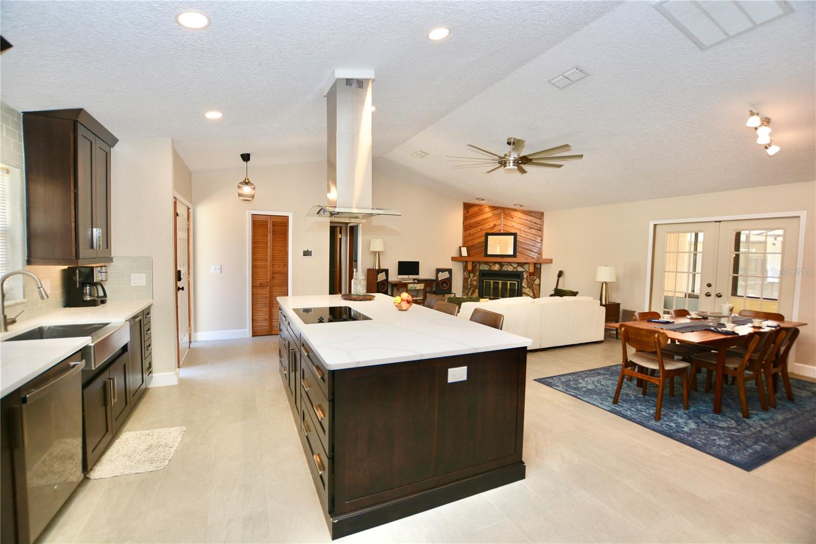 Image 16 of 61 For 7338 Bramblewood Drive