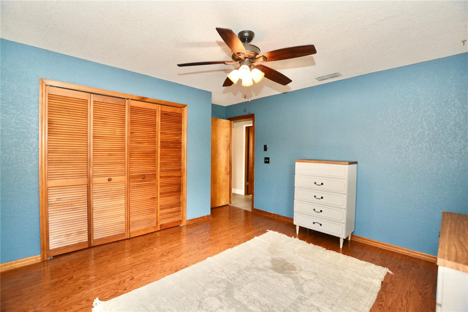 Image 35 of 61 For 7338 Bramblewood Drive