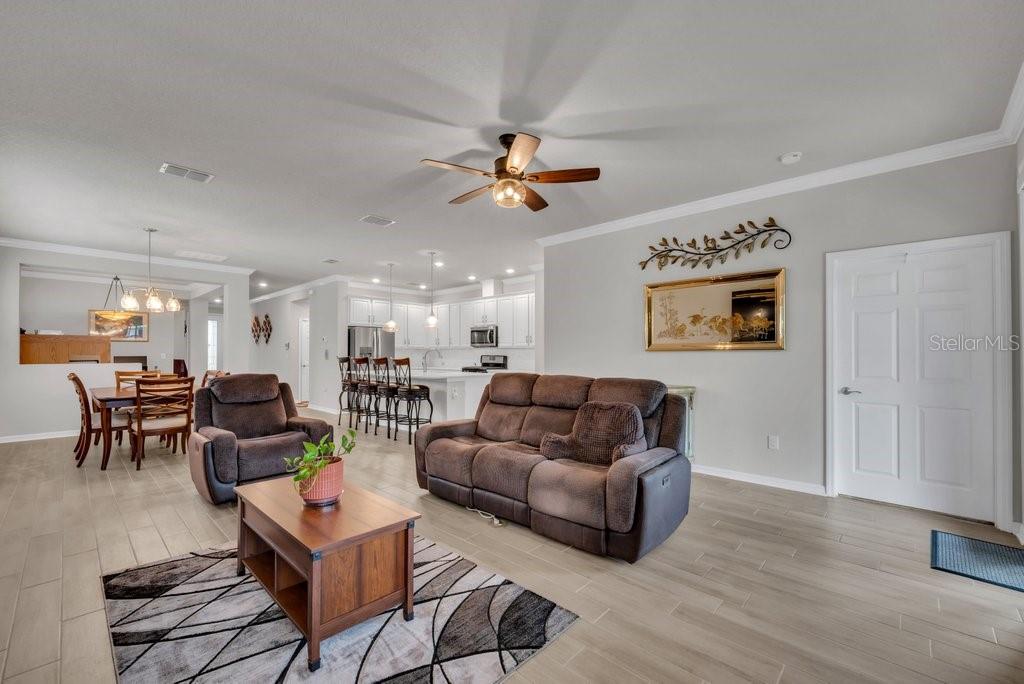 Image 16 of 33 For 13915 Kingfisher Glen Drive