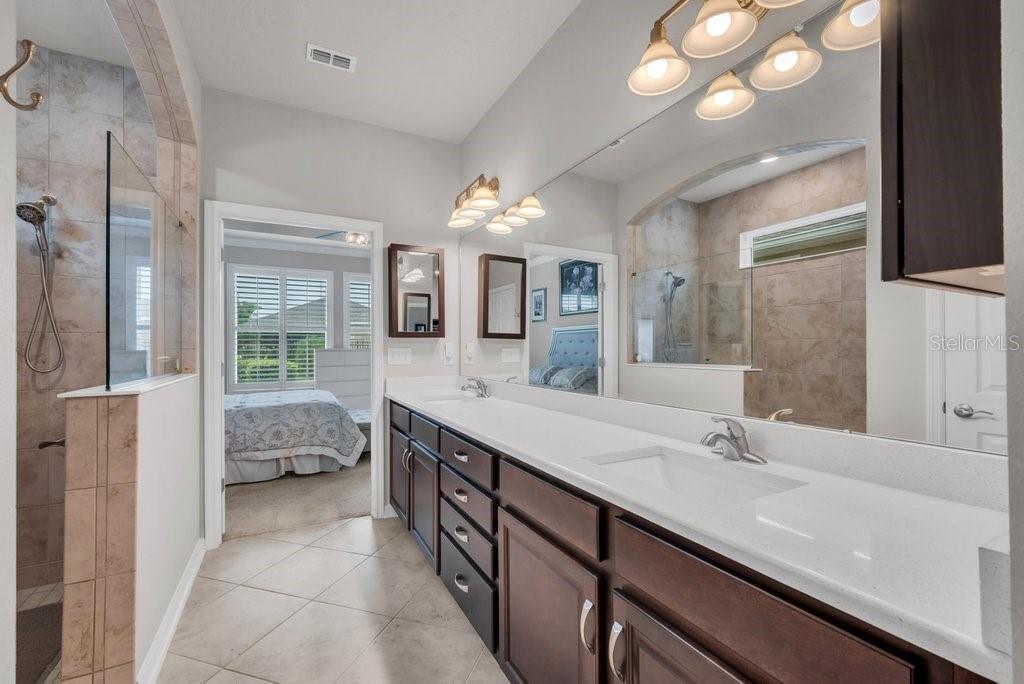 Image 19 of 33 For 13915 Kingfisher Glen Drive