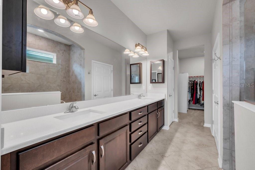 Image 20 of 33 For 13915 Kingfisher Glen Drive