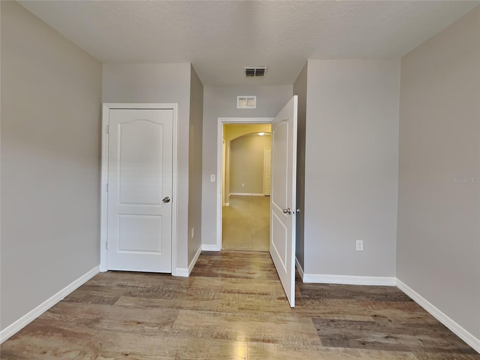 Image 14 of 21 For 6279 Red Herring Drive