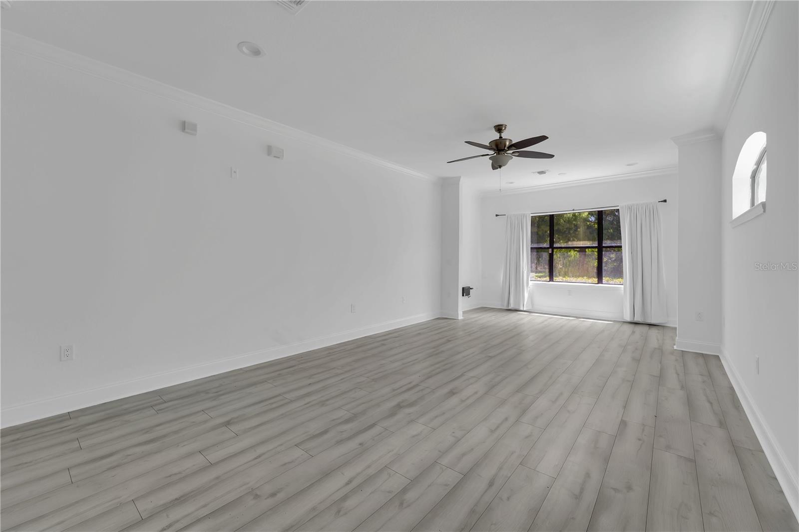 Image 5 of 38 For 2272 Chianti Place 4-0048
