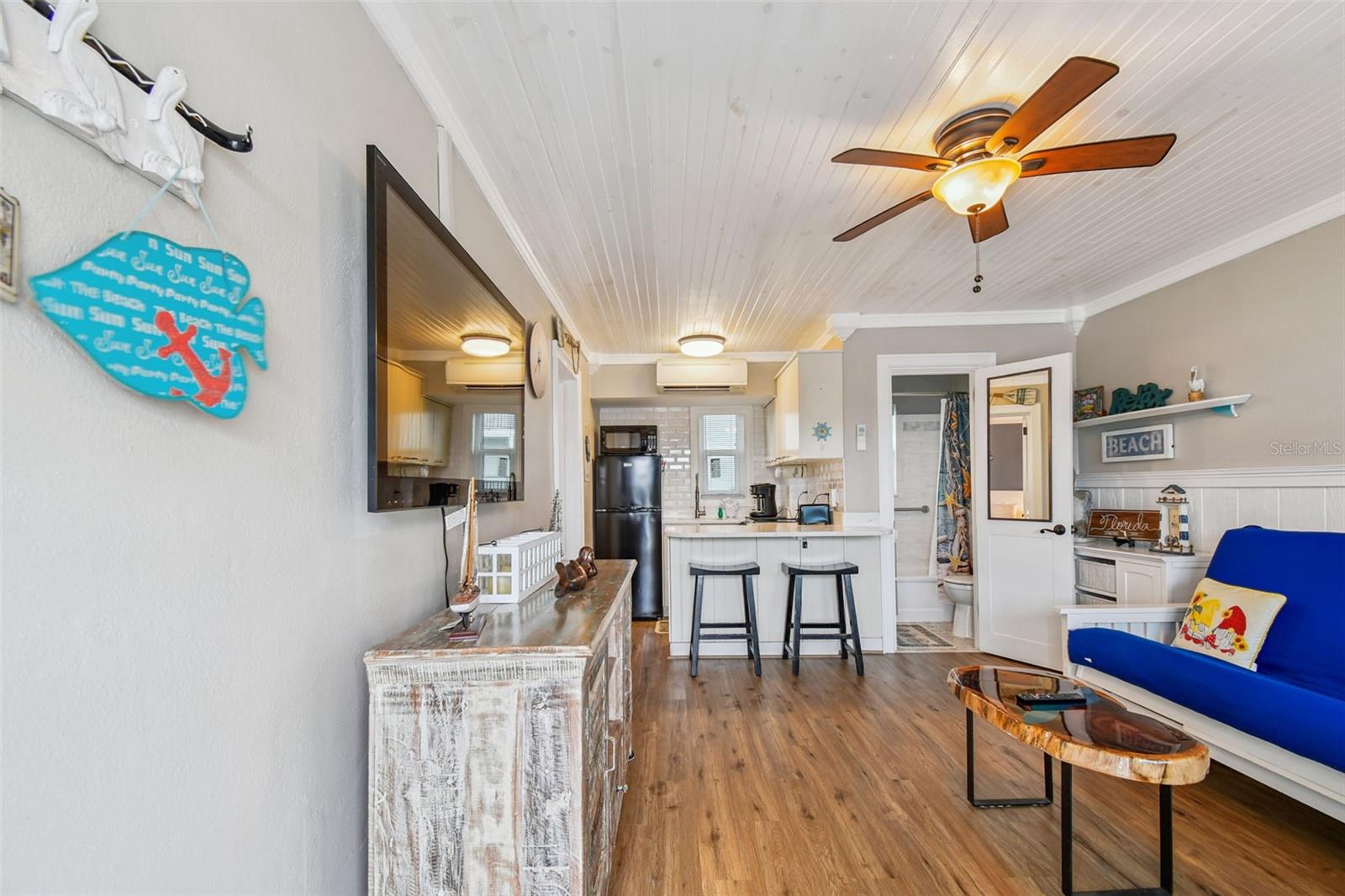 Image 2 of 35 For 11730 Gulf Boulevard 32