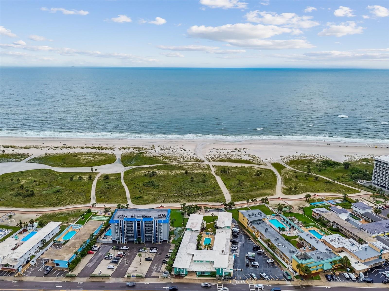 Image 33 of 35 For 11730 Gulf Boulevard 32