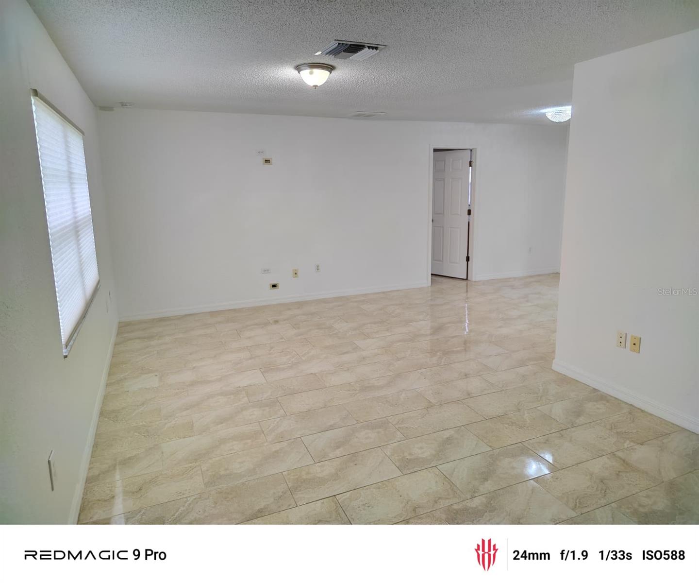 Image 4 of 6 For 1146 Desmond Avenue