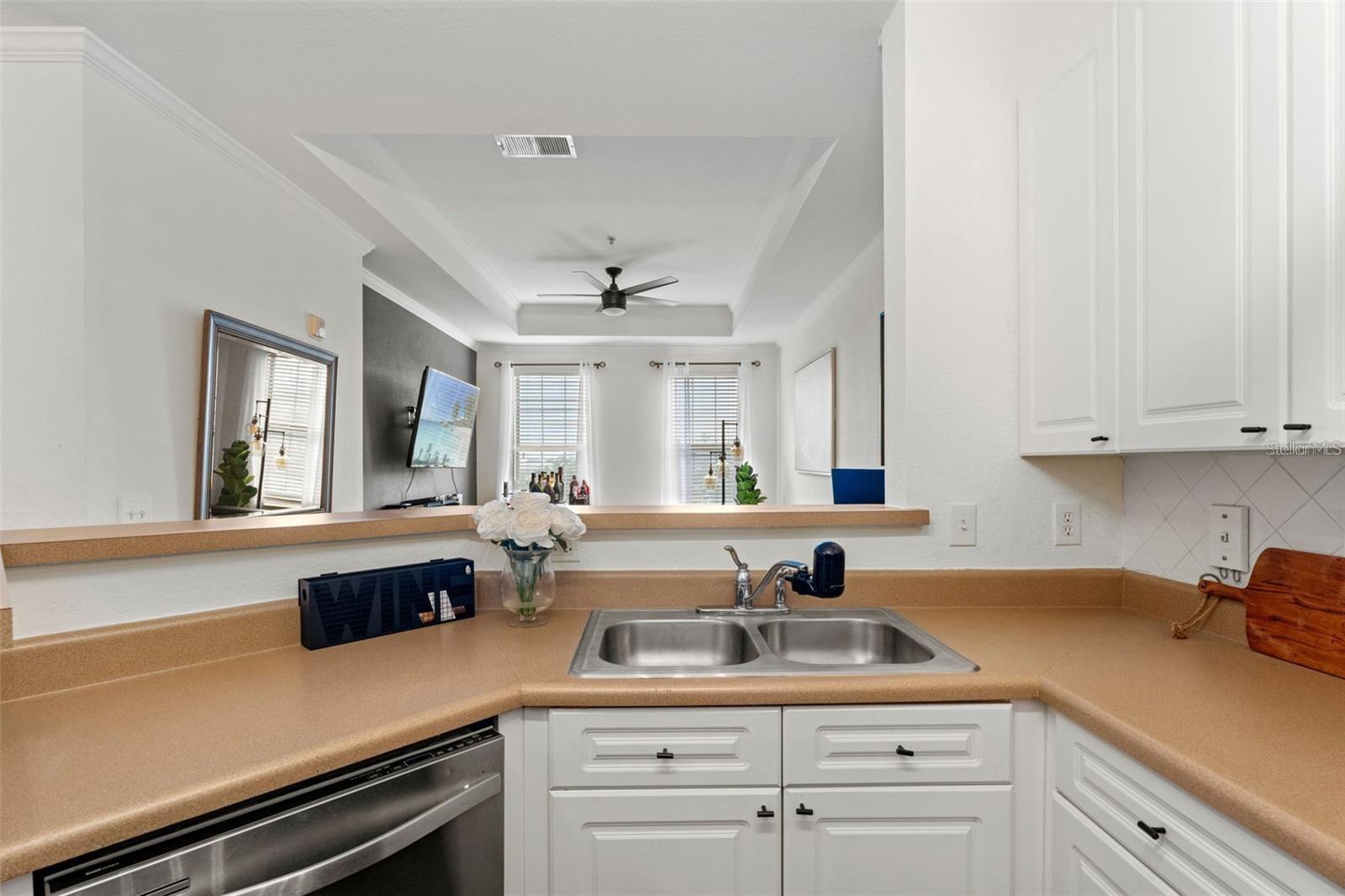 Image 10 of 25 For 4221 Spruce Street 2423