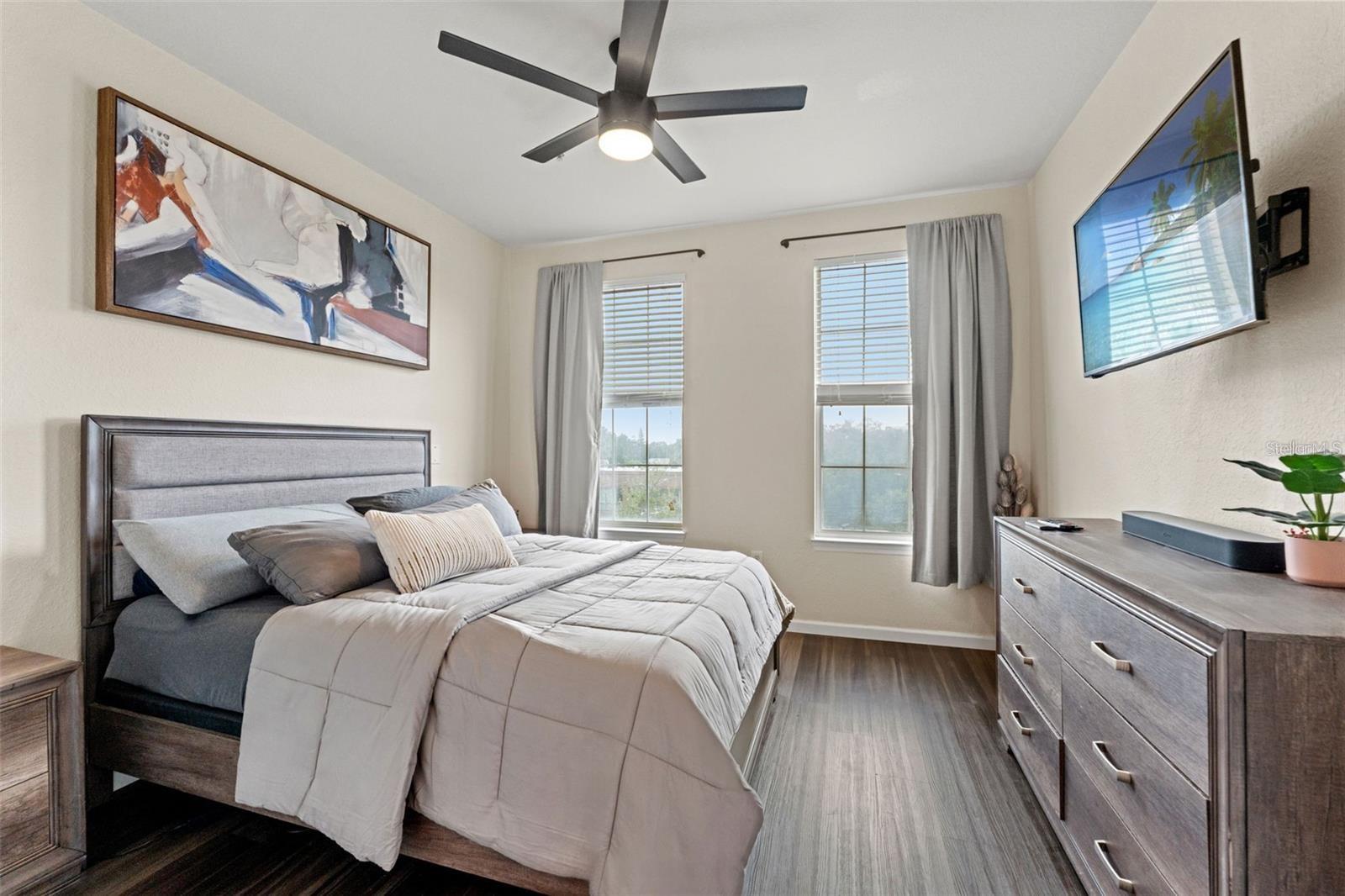 Image 12 of 25 For 4221 Spruce Street 2423