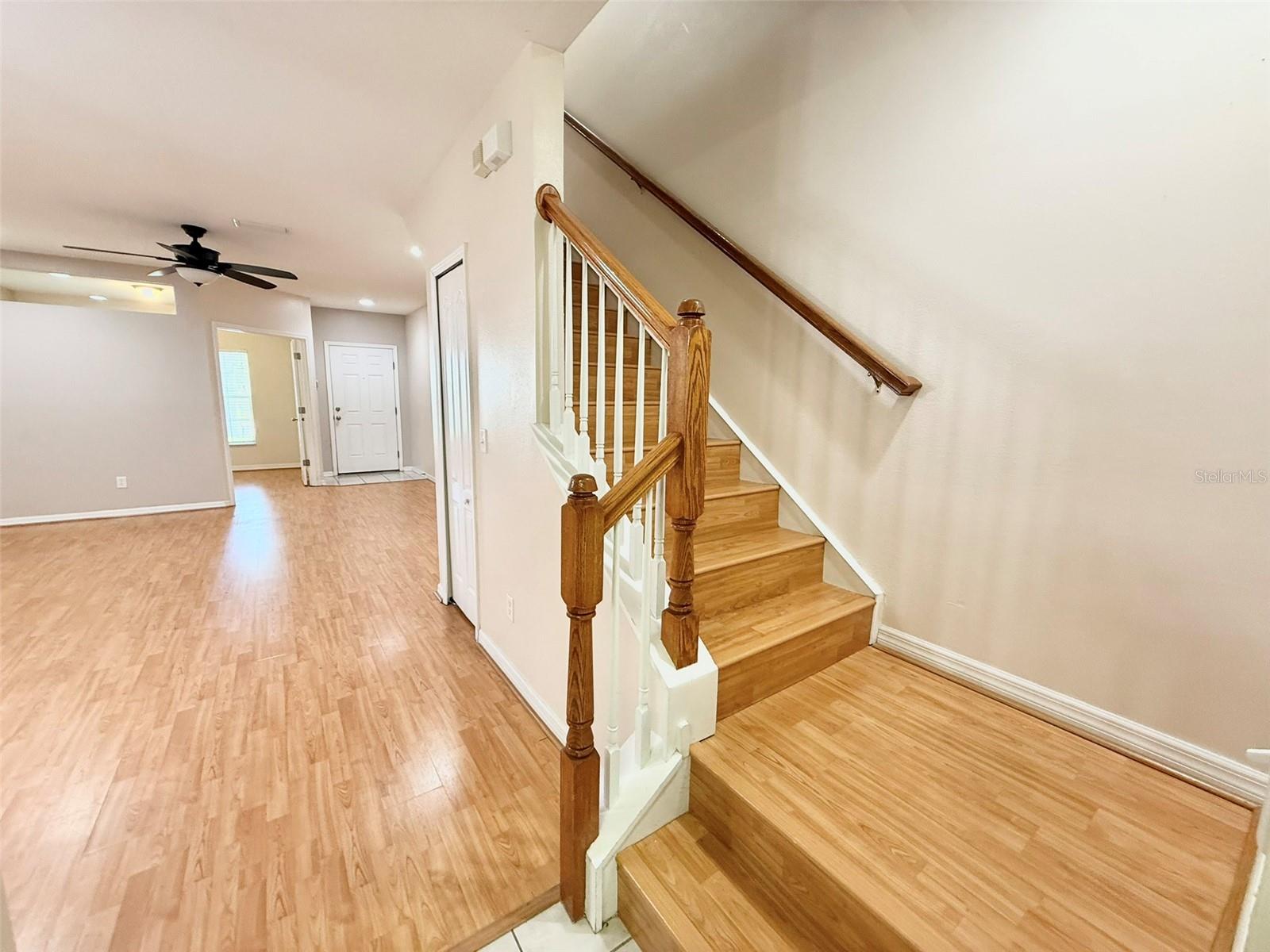 Image 2 of 35 For 15922 Fishhawk Creek Lane