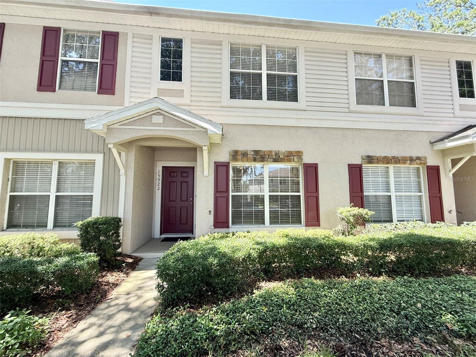 Image 21 of 35 For 15922 Fishhawk Creek Lane