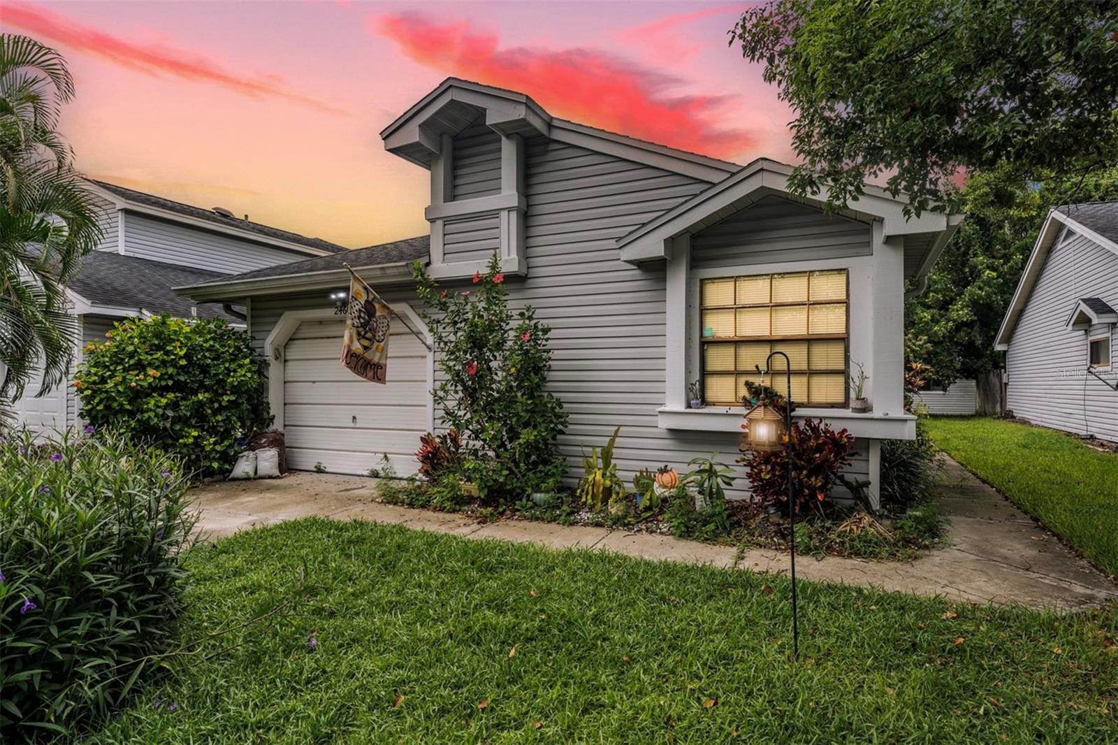 Image 2 of 43 For 2460 Alhambra Street