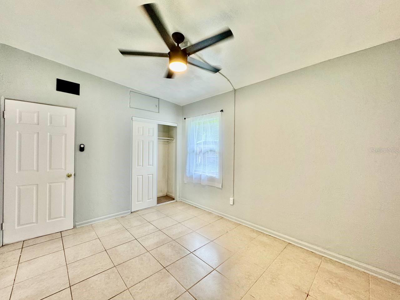 Image 23 of 29 For 5209 10th Avenue S