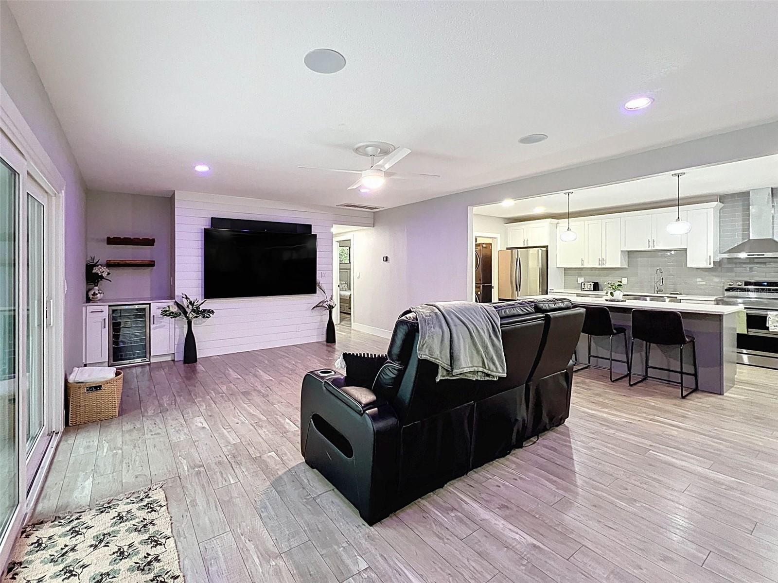 Image 25 of 31 For 1566 Woodfield Court