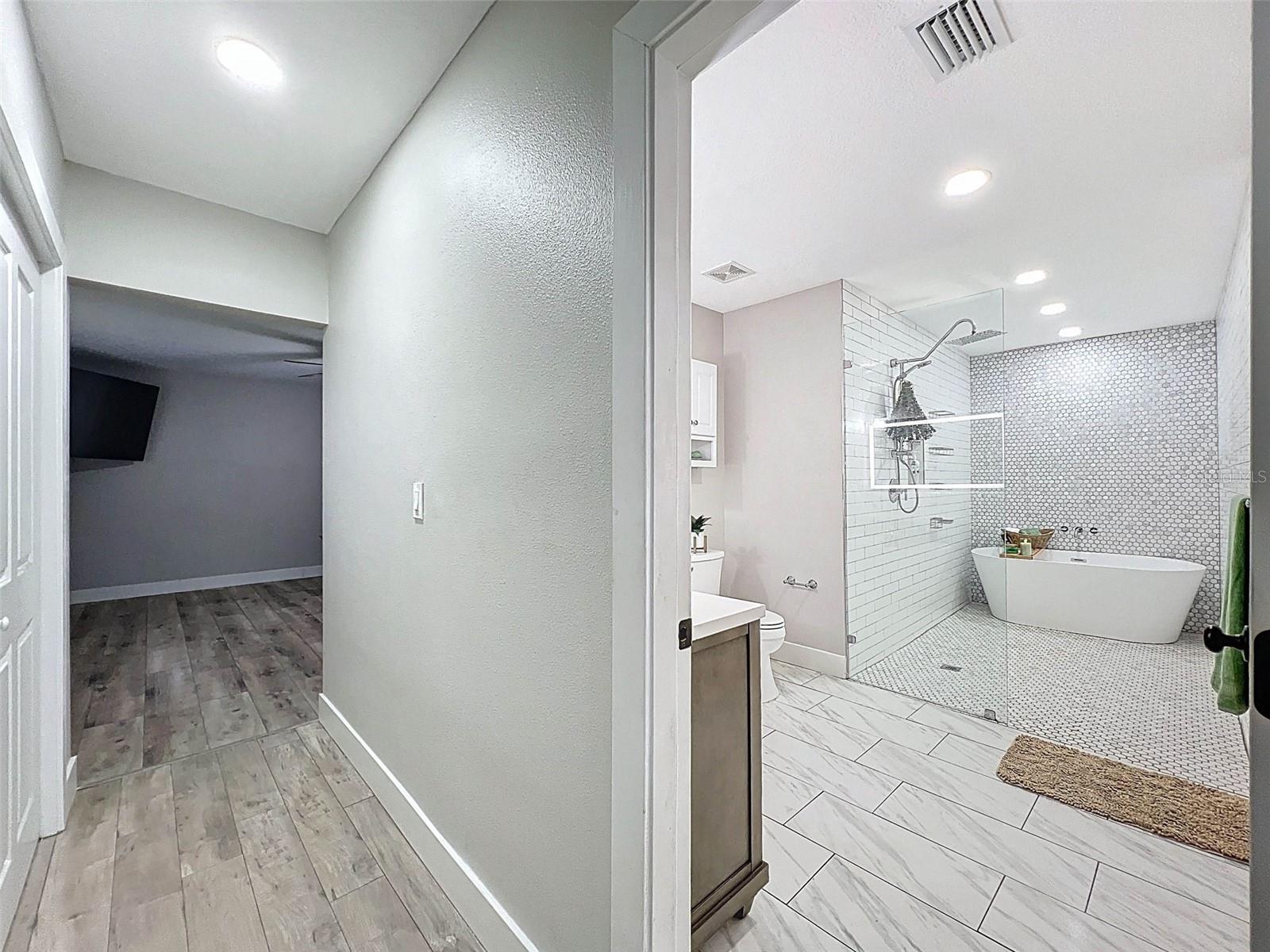 Image 39 of 40 For 1566 Woodfield Court