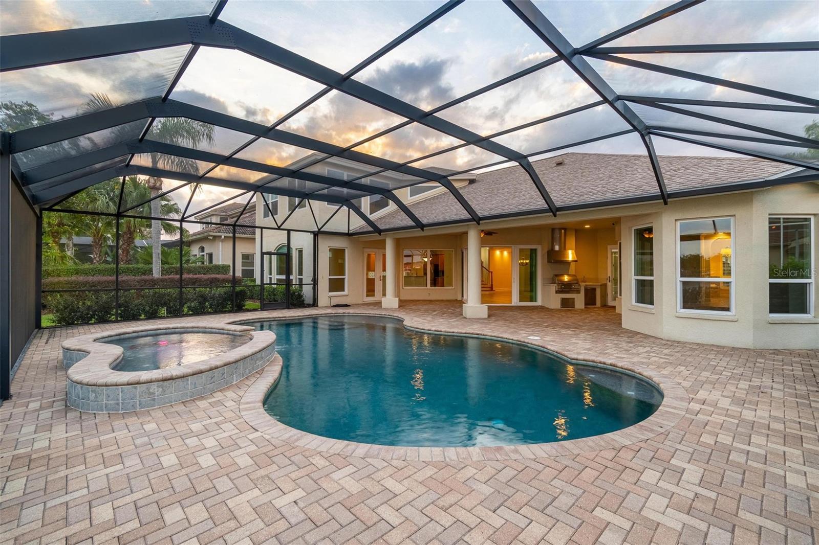 Image 11 of 56 For 10521 Bermuda Isle Drive