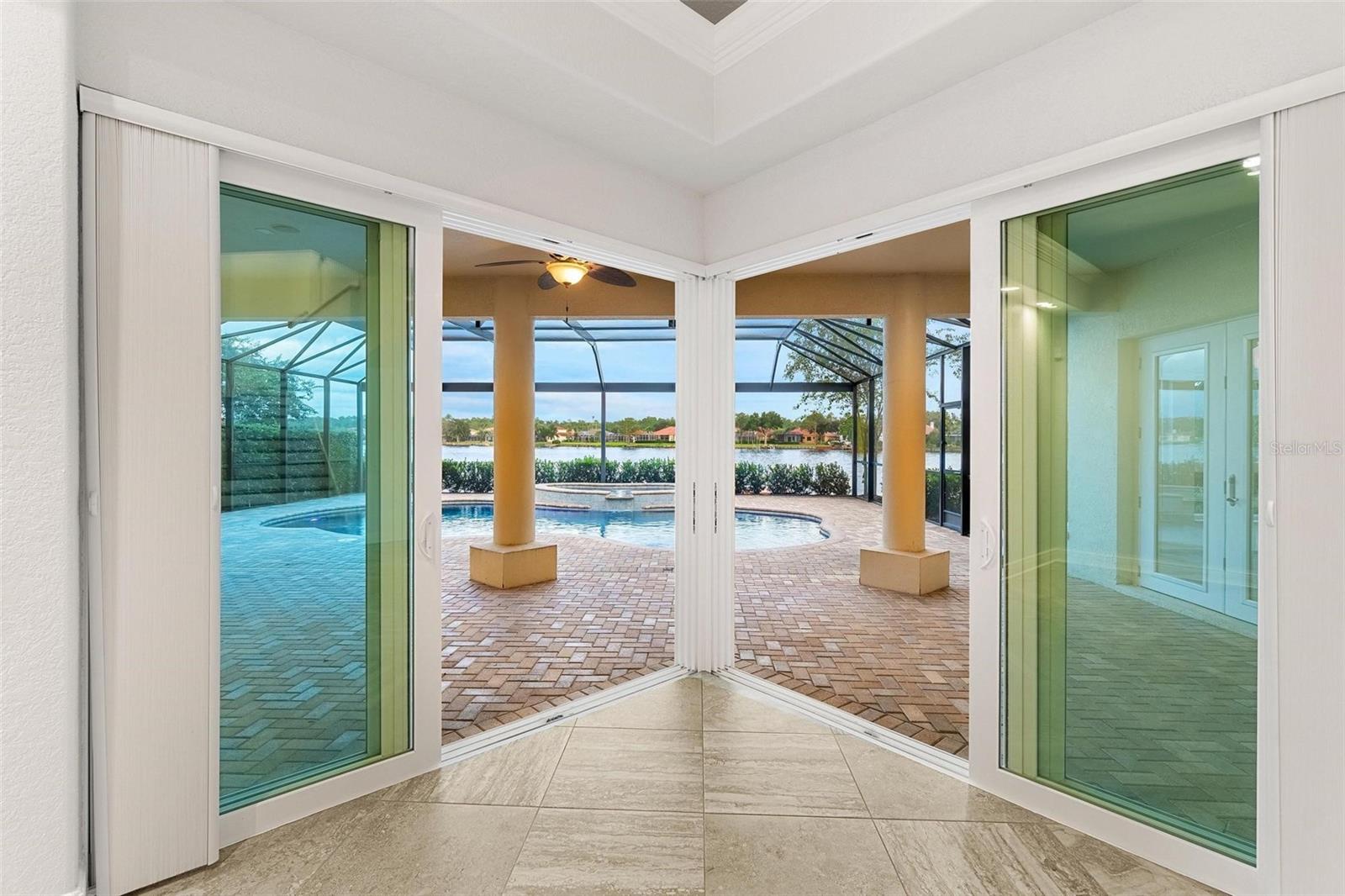 Image 13 of 56 For 10521 Bermuda Isle Drive