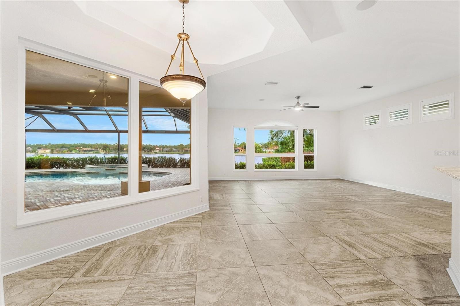 Image 21 of 56 For 10521 Bermuda Isle Drive