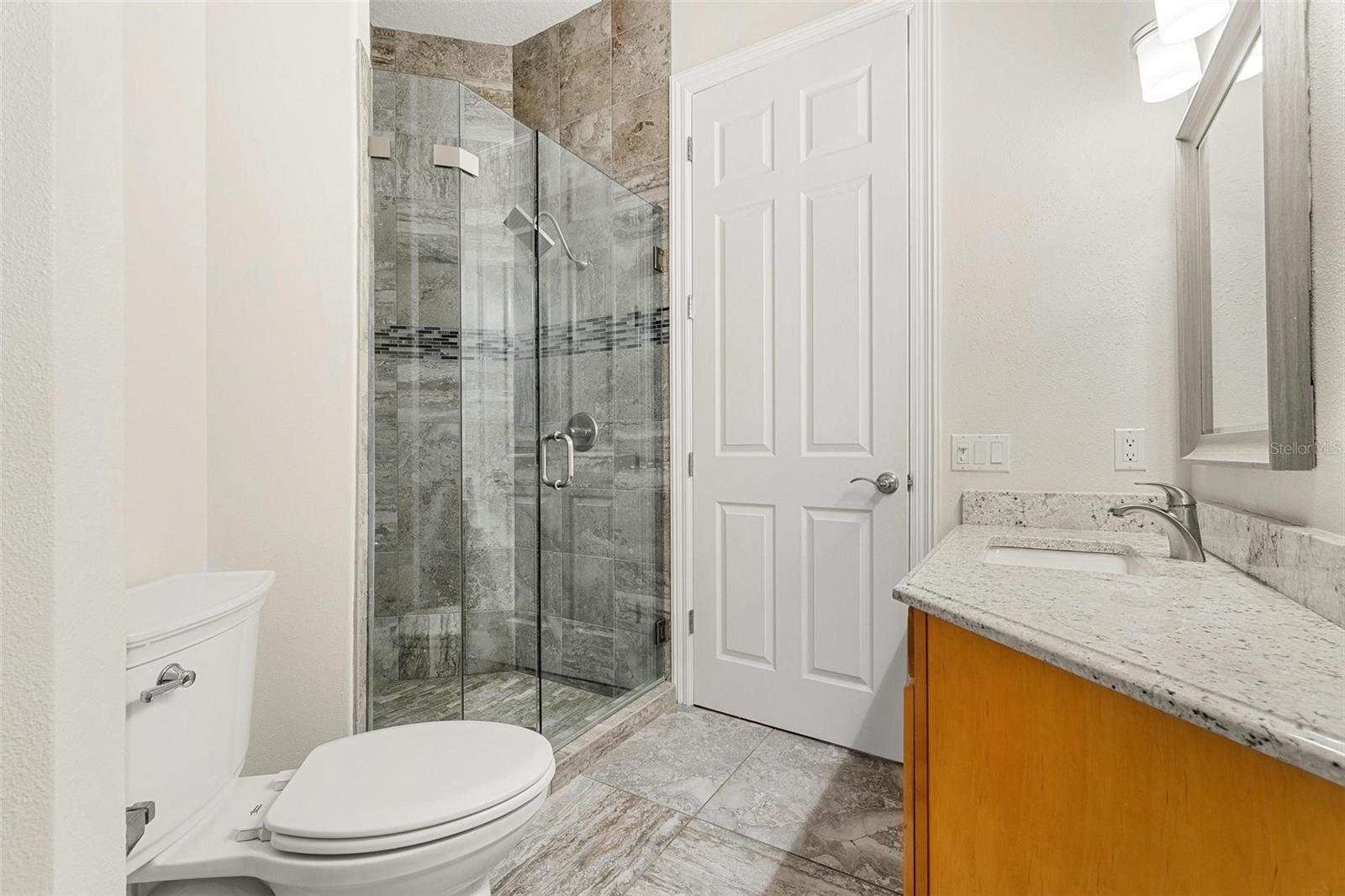 Image 31 of 56 For 10521 Bermuda Isle Drive