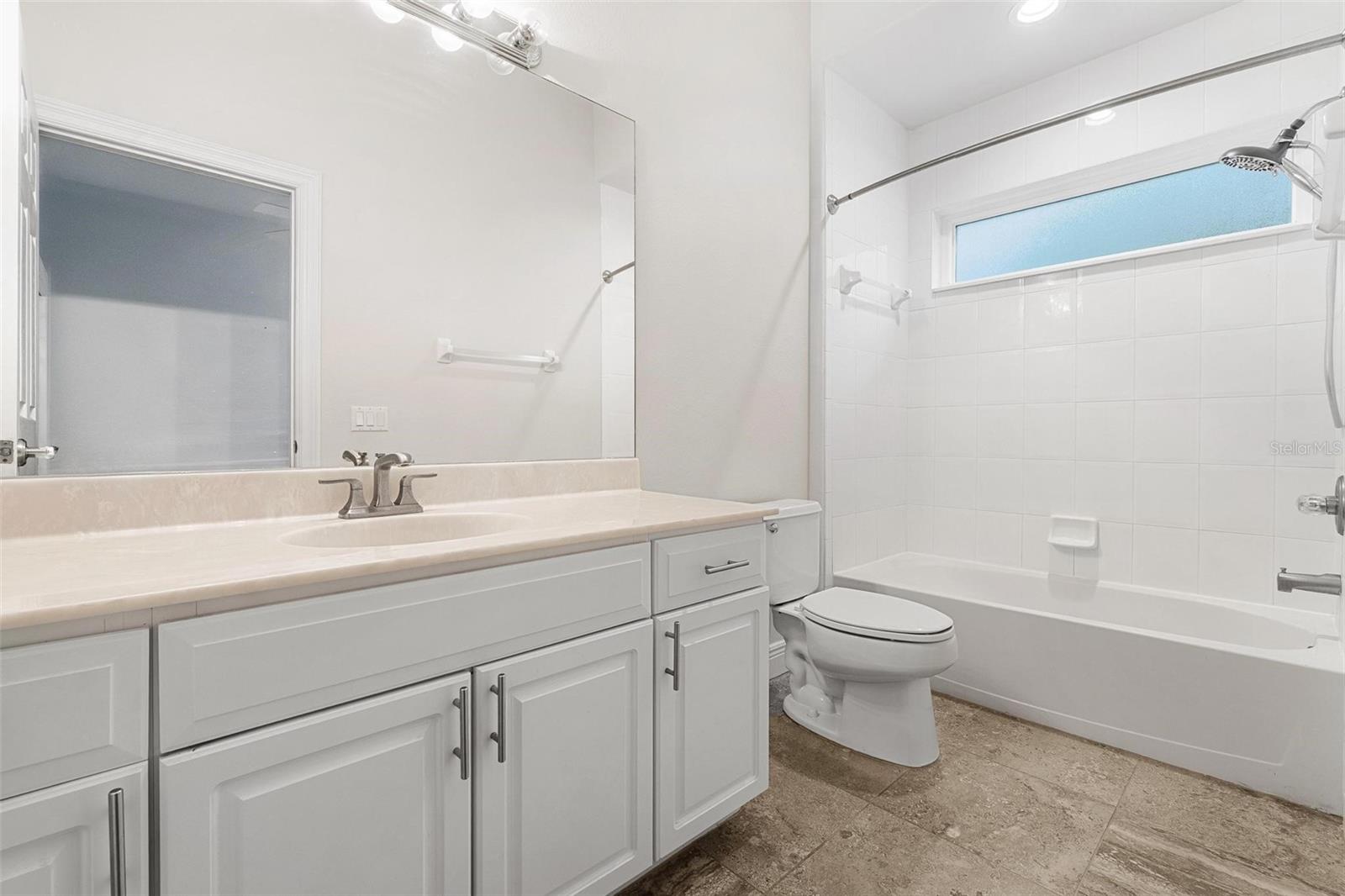 Image 43 of 56 For 10521 Bermuda Isle Drive