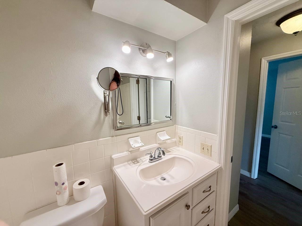Image 16 of 18 For 727 Milwaukee Avenue 6