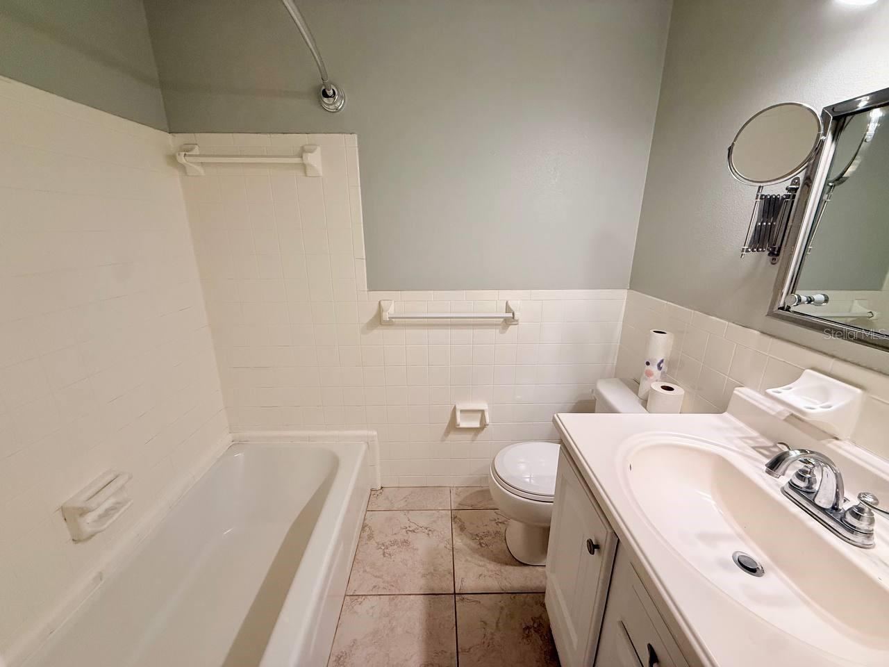 Image 17 of 18 For 727 Milwaukee Avenue 6