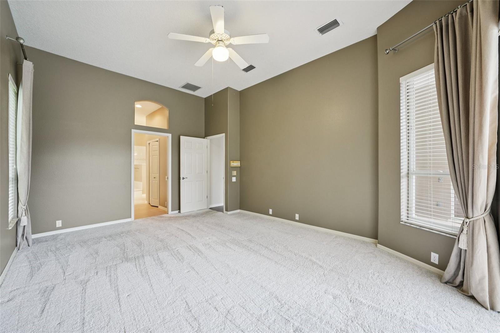 Image 26 of 68 For 9101 Highland Ridge Way