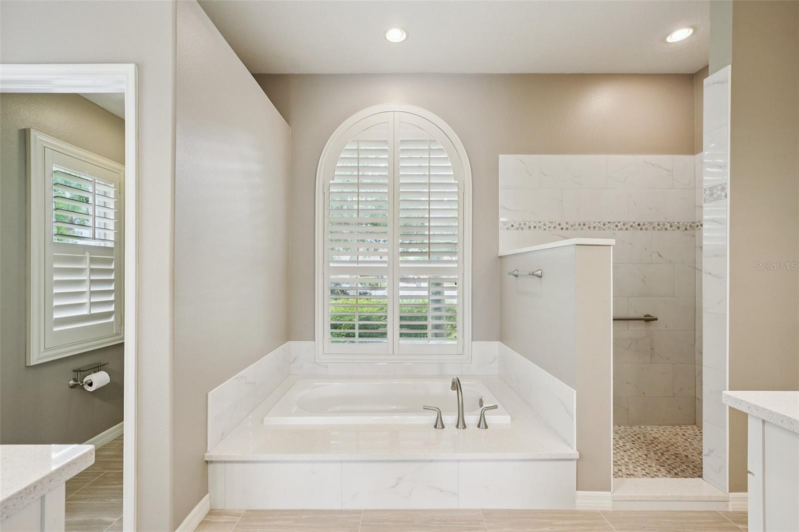 Image 32 of 68 For 9101 Highland Ridge Way