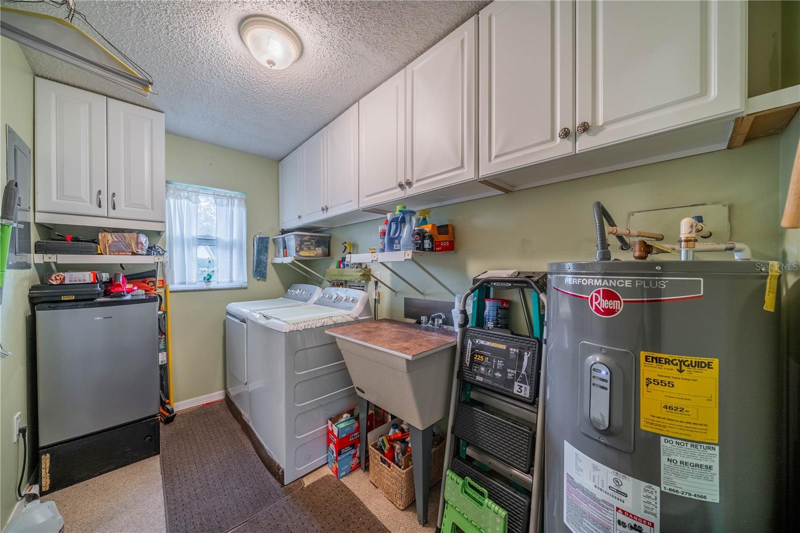 Image 12 of 34 For 2035 Hampstead Circle 275