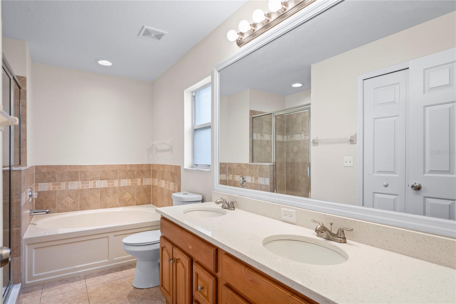 Image 13 of 26 For 1867 Holton Road