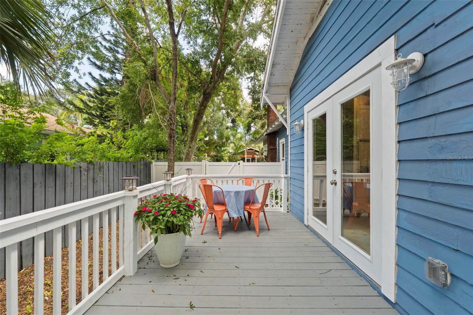 Image 38 of 61 For 847 9th Avenue S