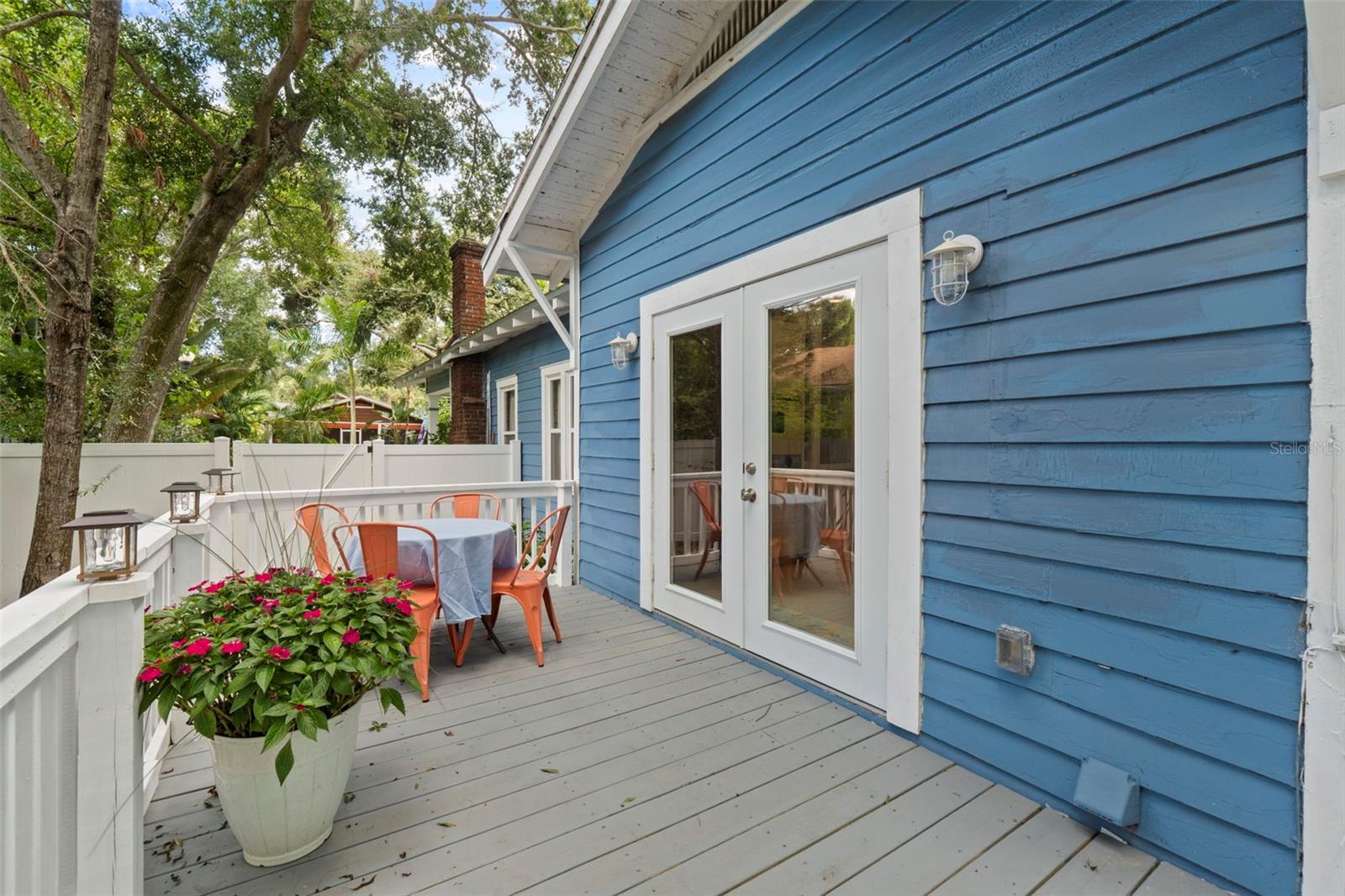 Image 39 of 61 For 847 9th Avenue S