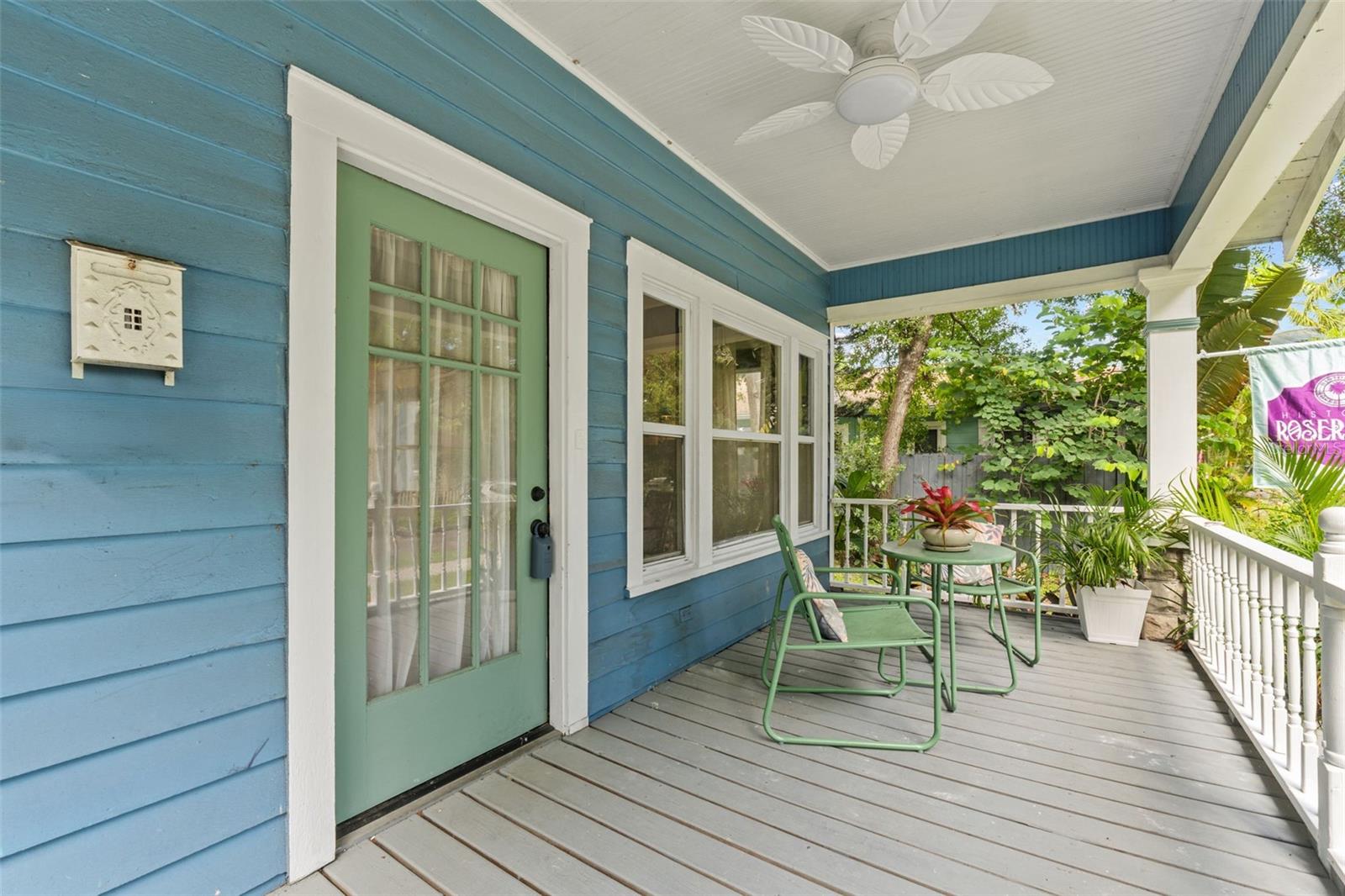 Image 7 of 61 For 847 9th Avenue S
