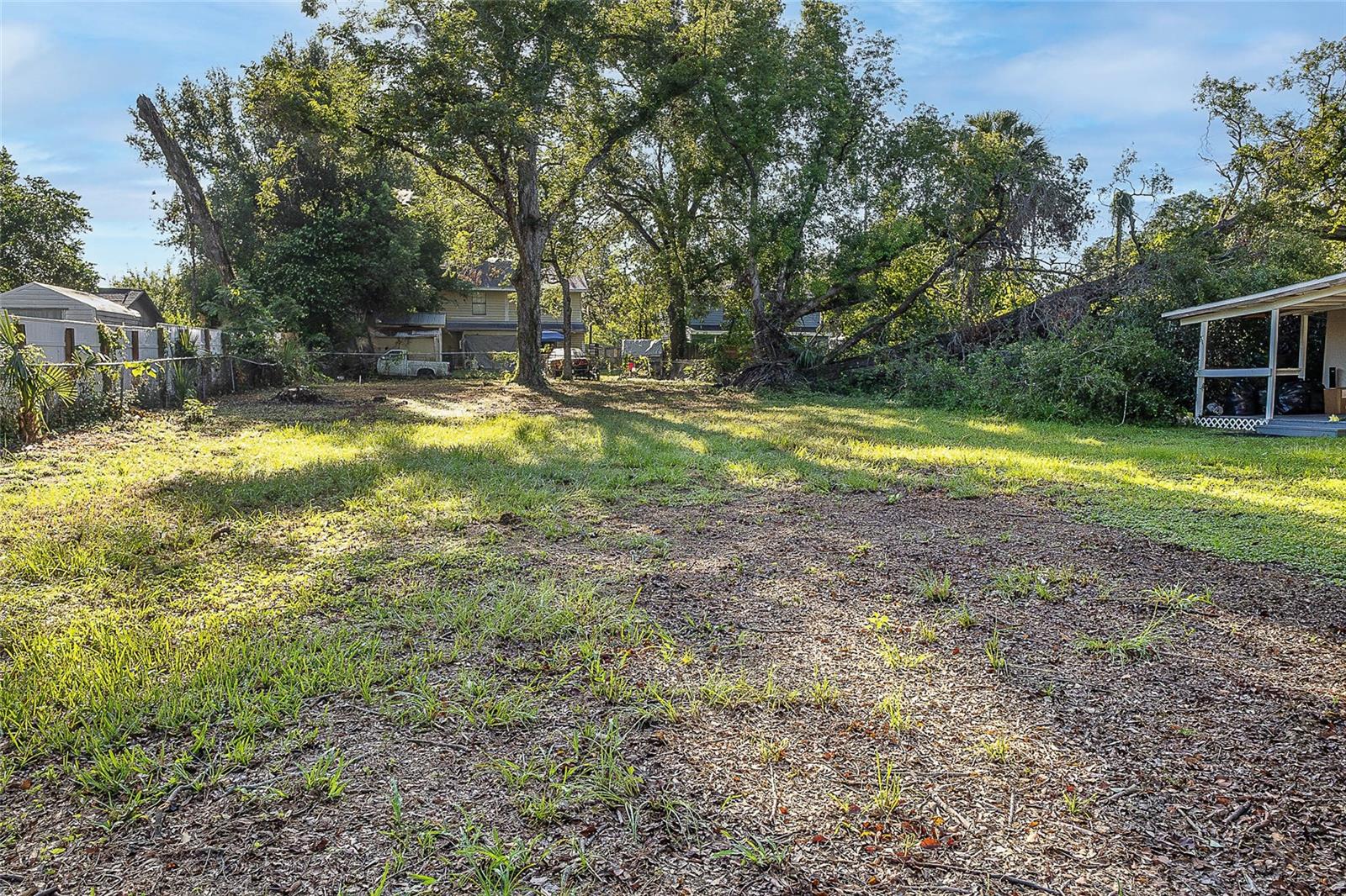 Image 10 of 21 For 8409 Mulberry Street