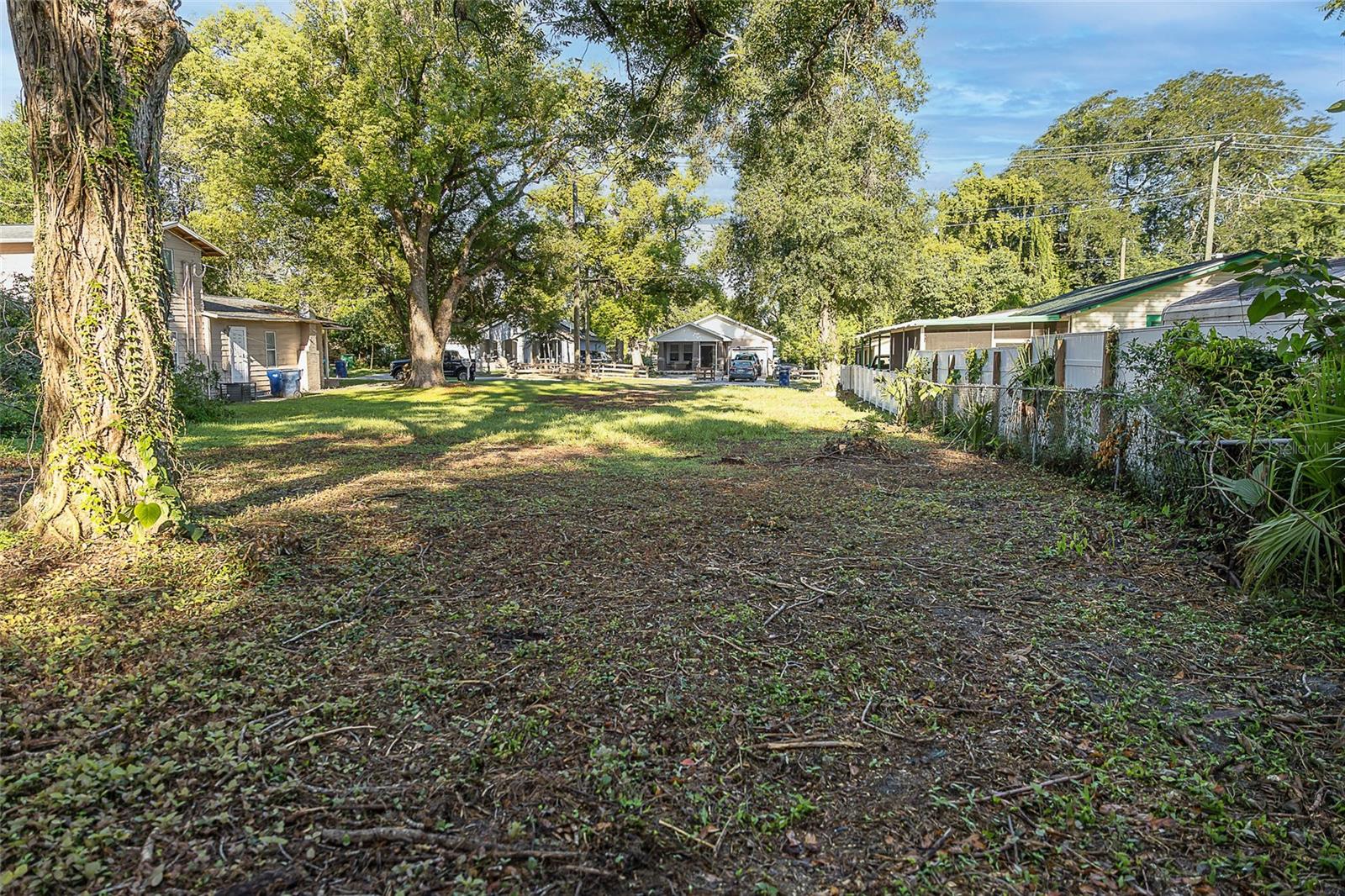 Image 7 of 21 For 8409 Mulberry Street