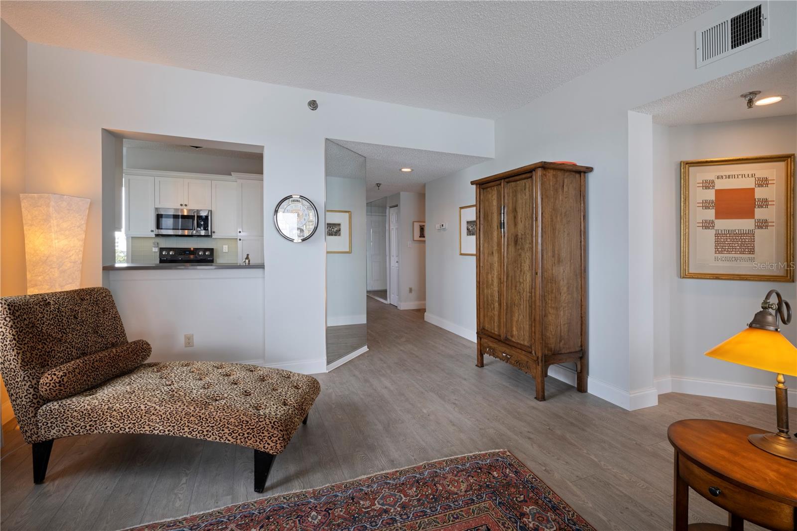 Image 15 of 44 For 7979 Sailboat Key Boulevard S 508