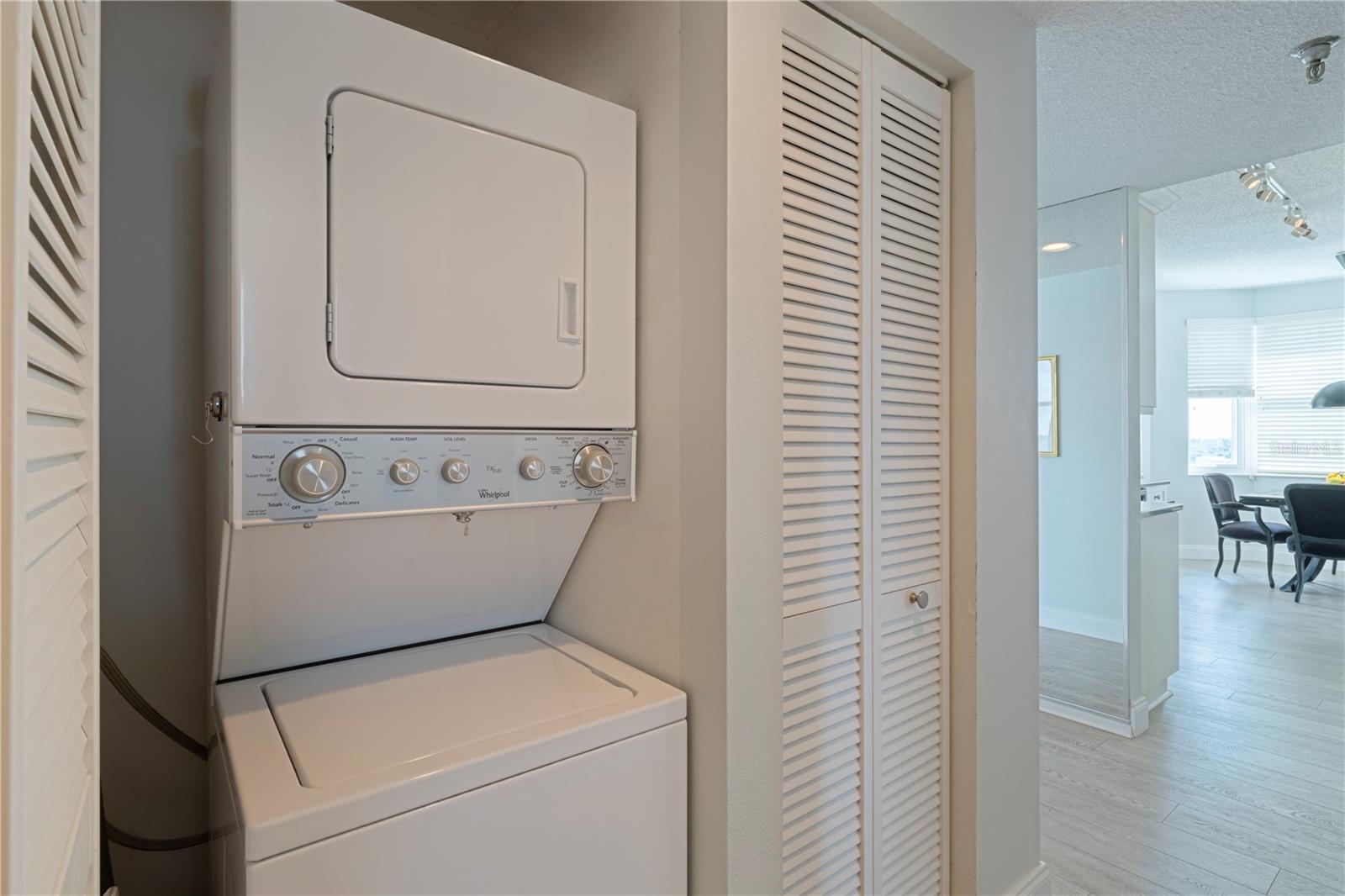 Image 23 of 44 For 7979 Sailboat Key Boulevard S 508