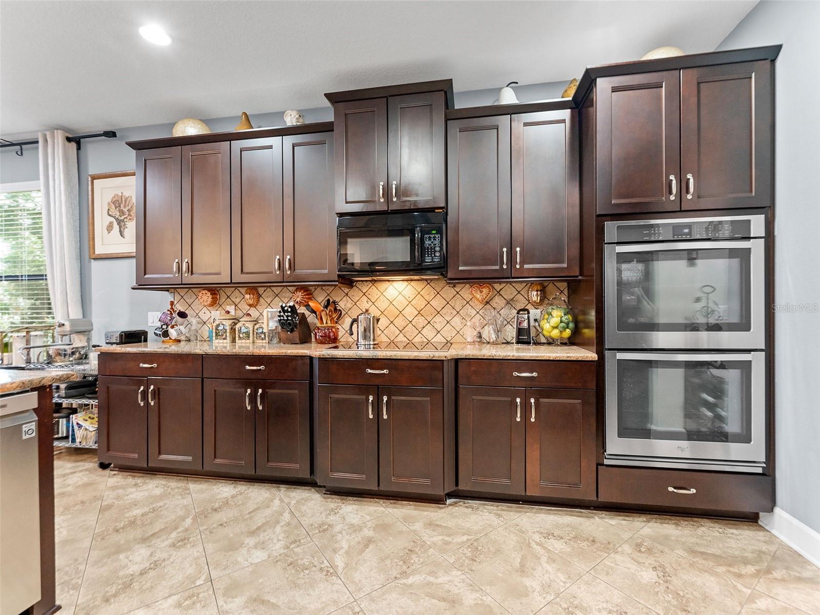 Listing photo id 20 for 1342 Ketzal Drive