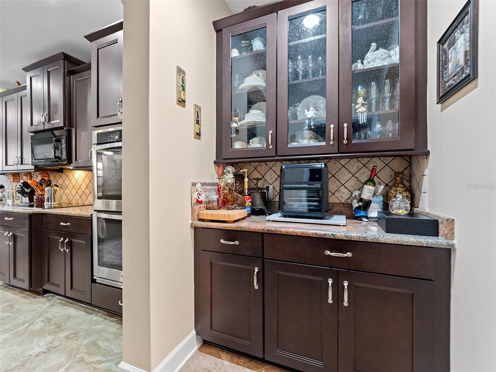 Listing photo id 21 for 1342 Ketzal Drive