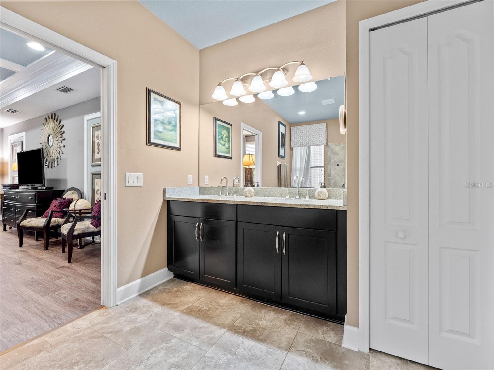 Listing photo id 33 for 1342 Ketzal Drive