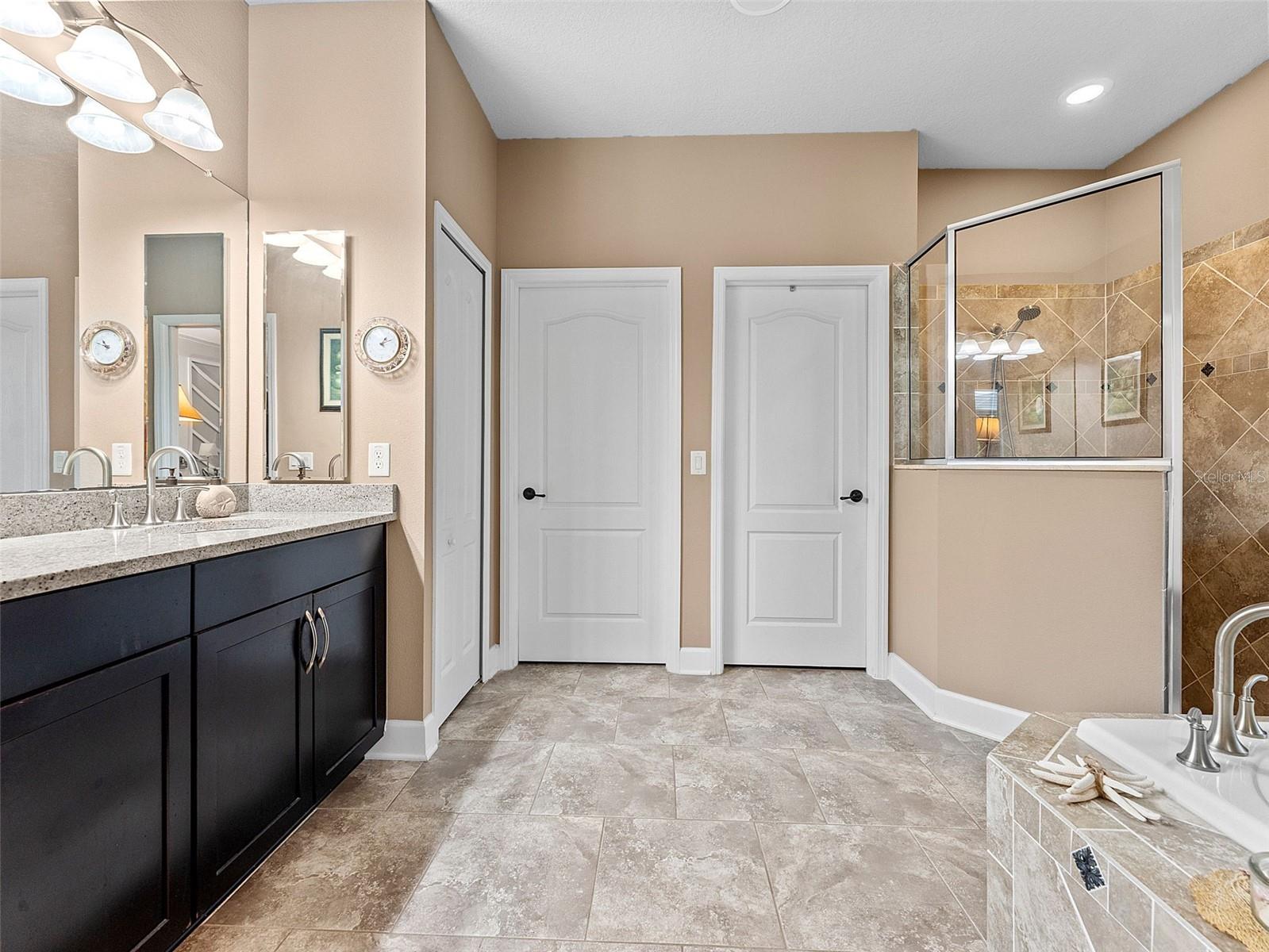 Listing photo id 34 for 1342 Ketzal Drive