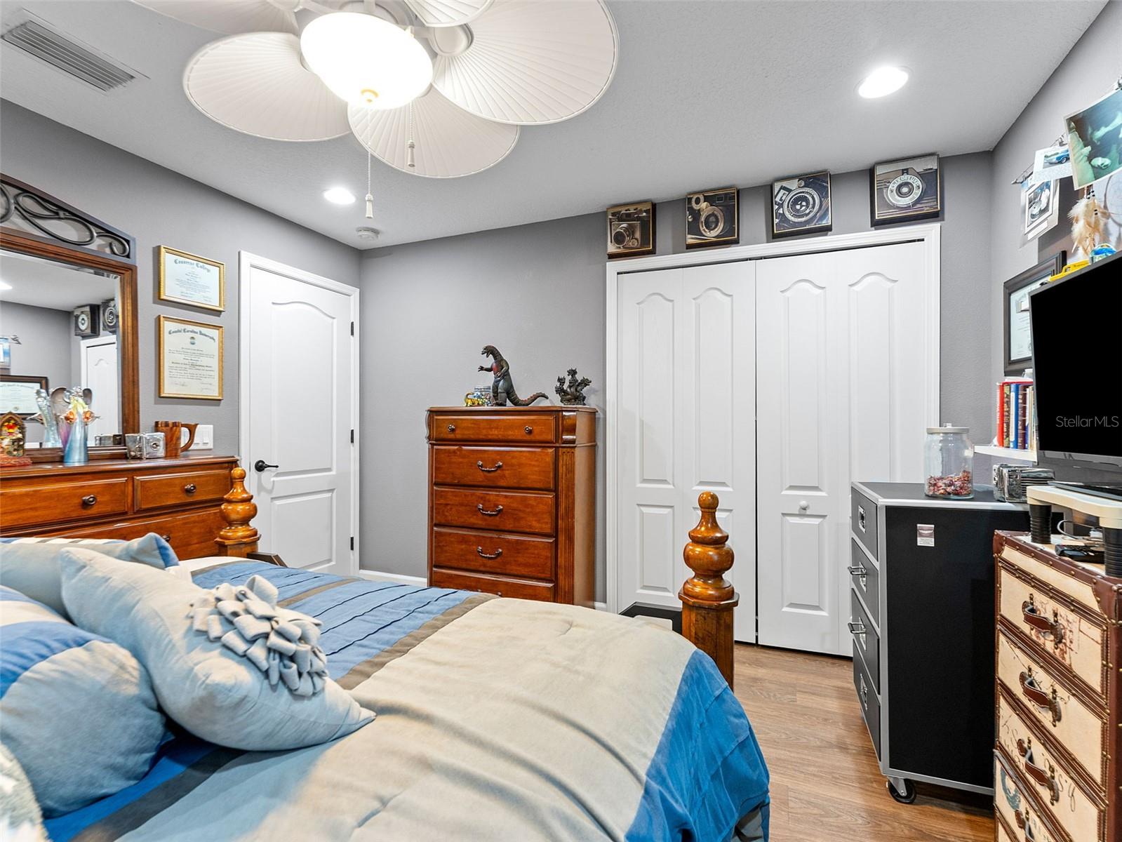Listing photo id 44 for 1342 Ketzal Drive