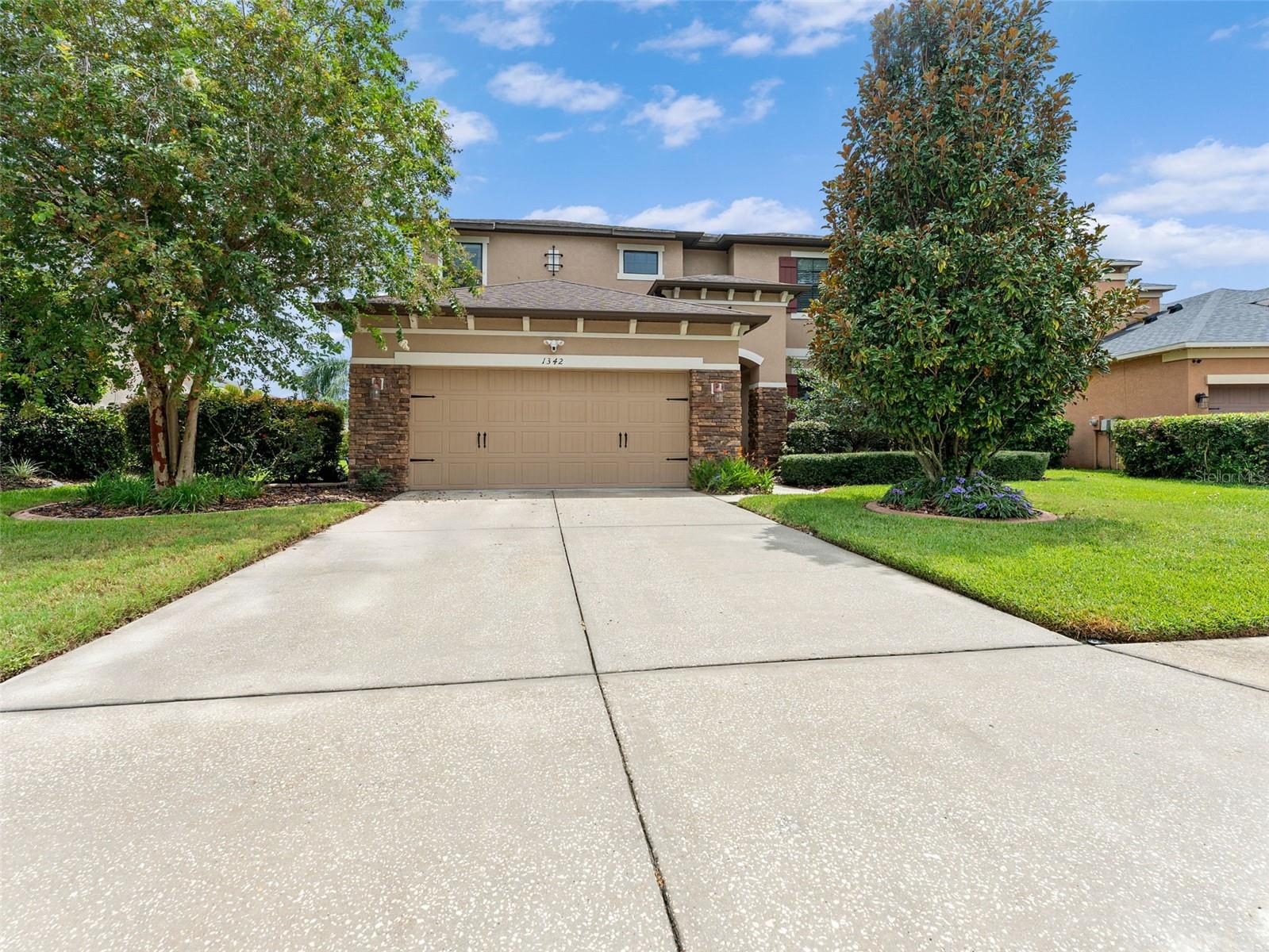 Listing photo id 5 for 1342 Ketzal Drive