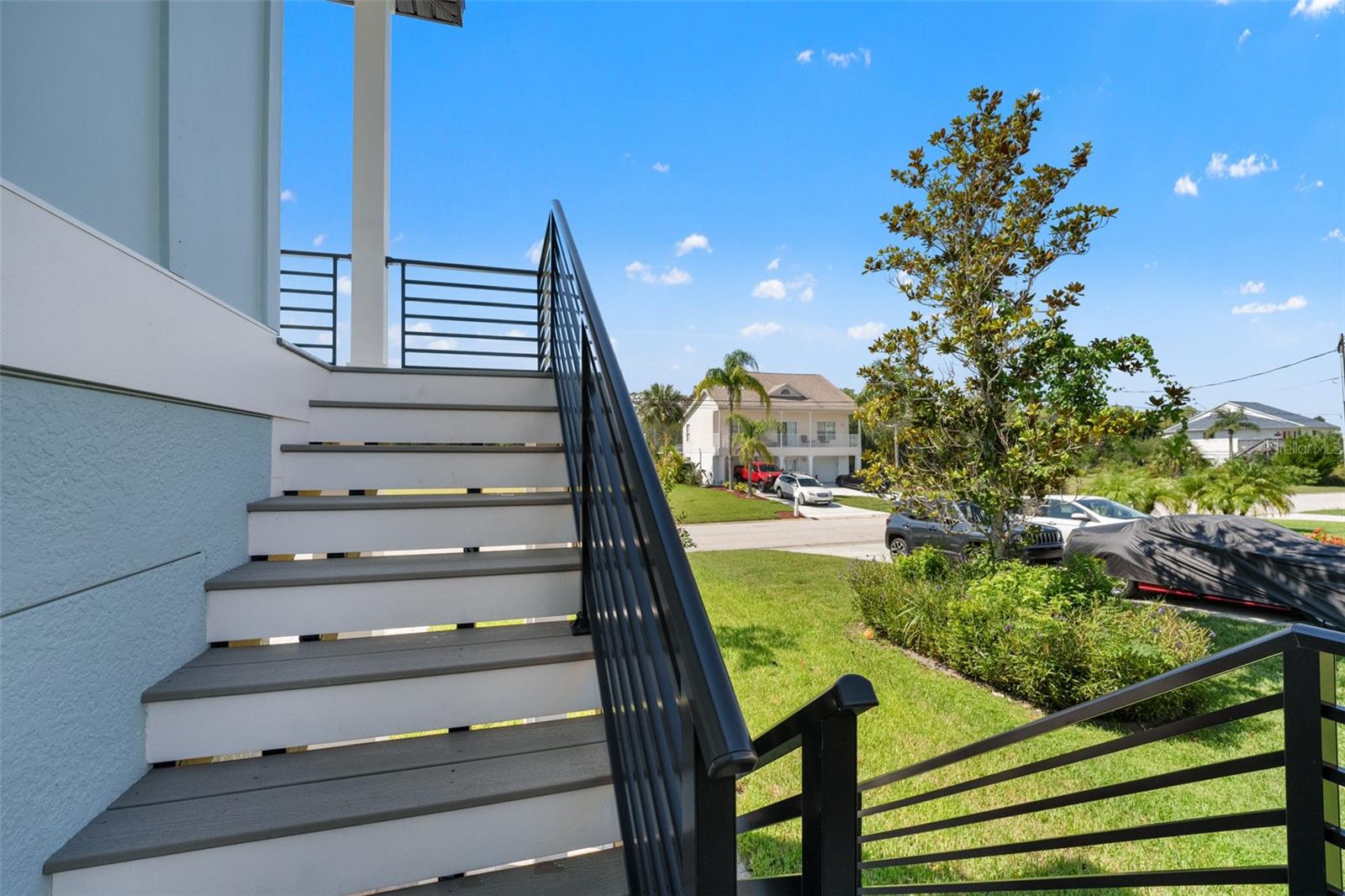 Image 4 of 62 For 3447 Palometa Drive