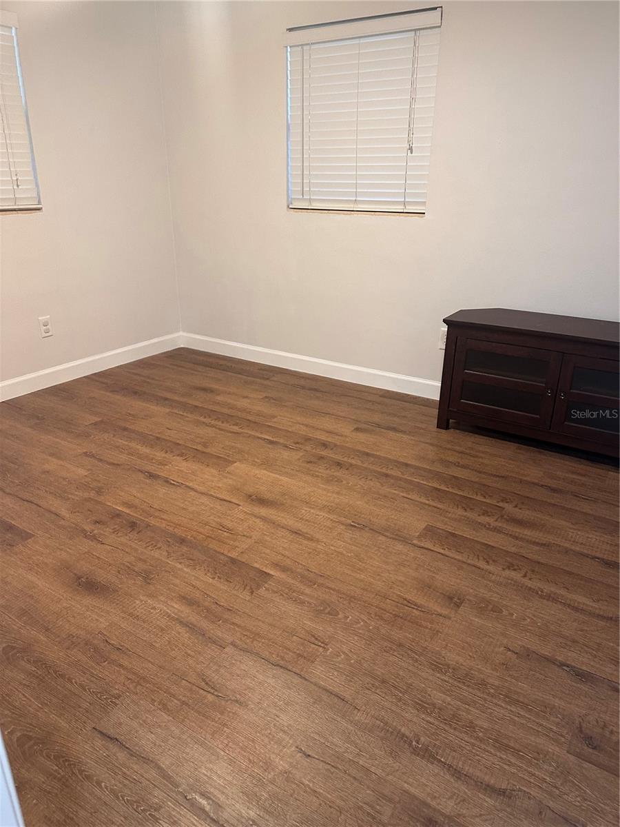 Image 6 of 13 For 2261 Curlew Road