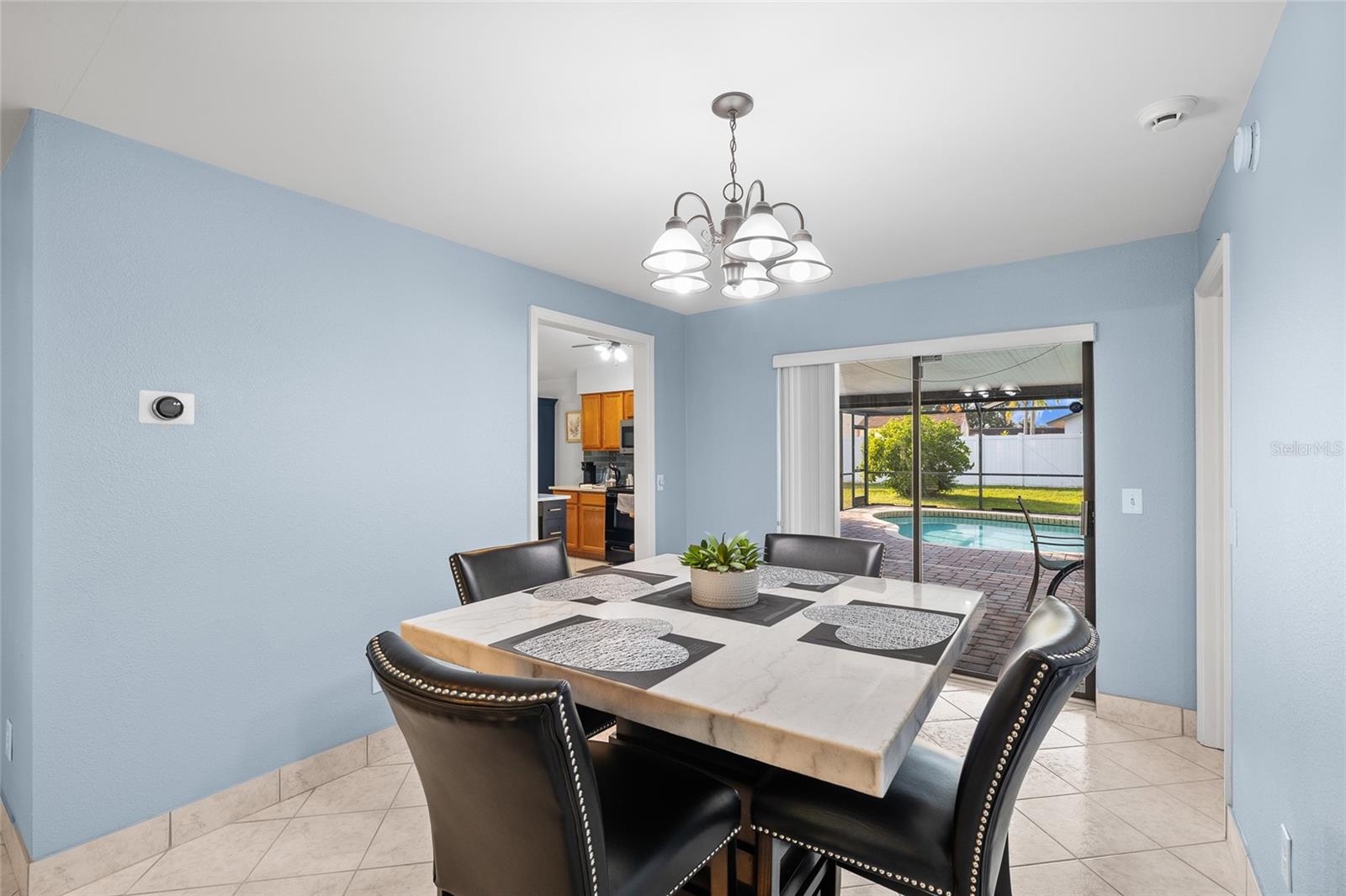 Image 9 of 34 For 6713 Leeward Isle Way